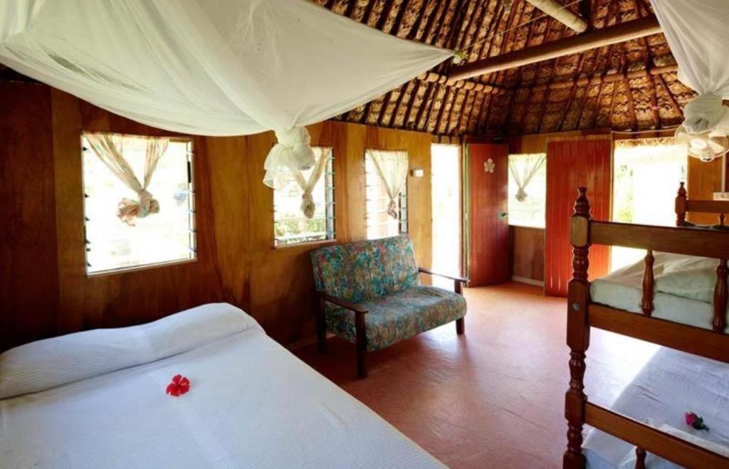 Nabua Lodge Naisisili Esterno foto